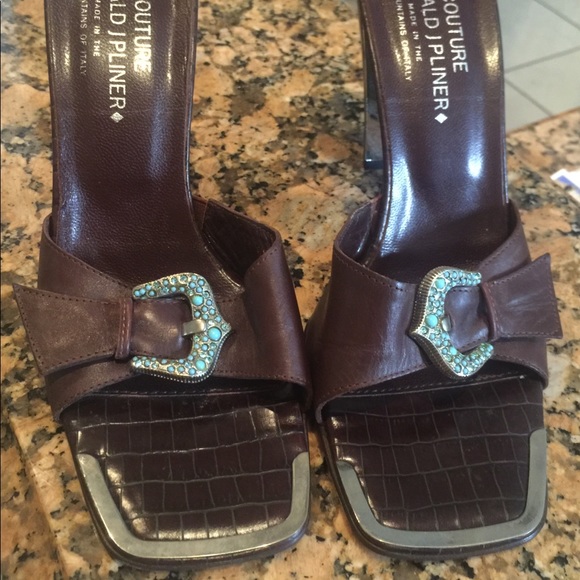 Couture Donald J Pliner - Picture 2 of 4